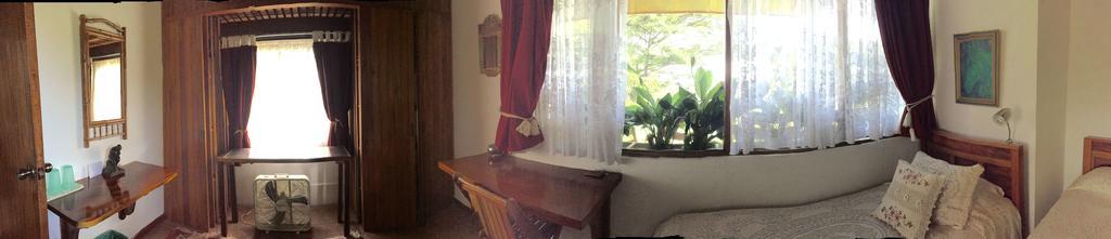 Chalet Nicholas Bed & Breakfast Nuevo Arenal Exterior photo